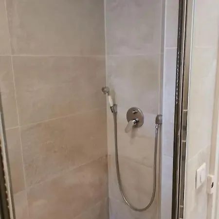 De Luxe Dans Le Centre D'antibes Antibes